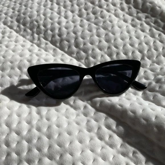 Urban Outfitters Accessories - CAT EYE BLACK SUNGLASSES